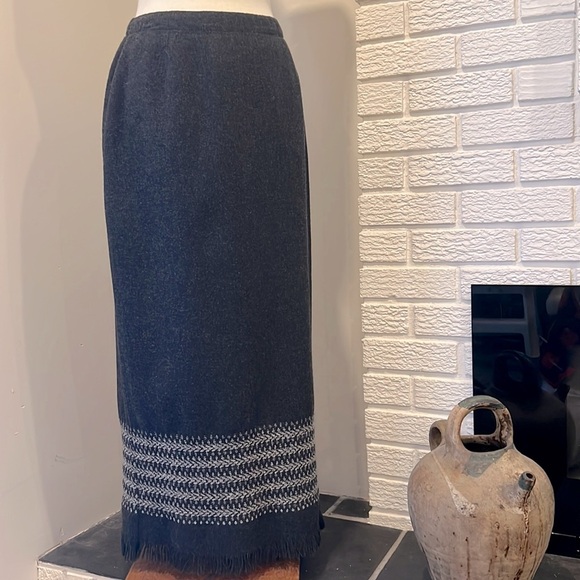 Vintage woven wool skirt made in USA by MICHELE - Picture 1 of 12